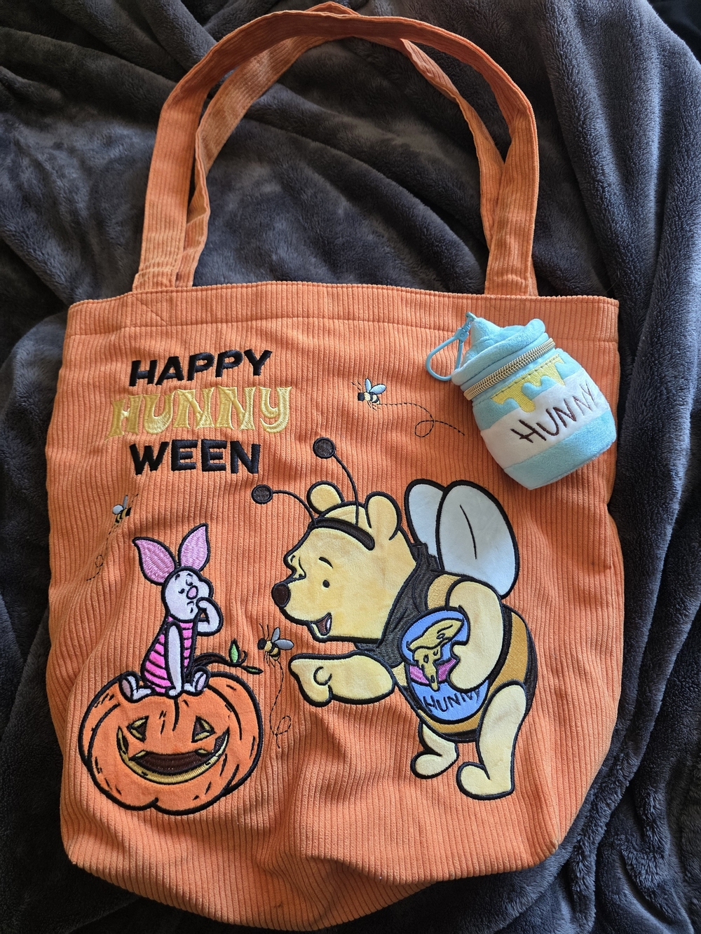 Disney Winnie the Pooh Orange 'Happy Hunny Ween' Tote Bag with Hunny Pot Charm